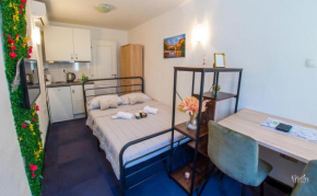 Studio Apartment Cozy Box